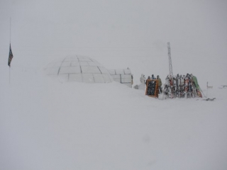 Paradinhe en el Igloo